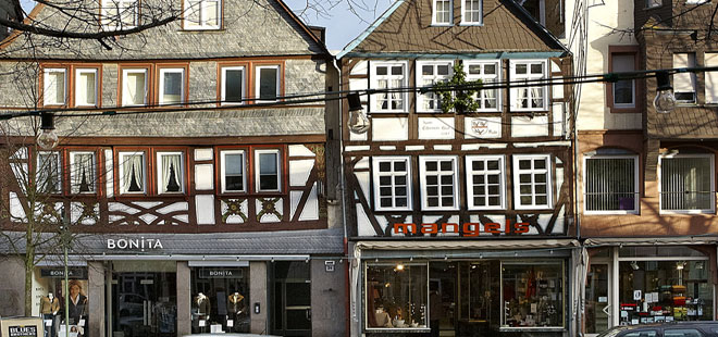 Das Bild zeigt die Kaiserstraße, copyright Reiner Strack (MG7057)